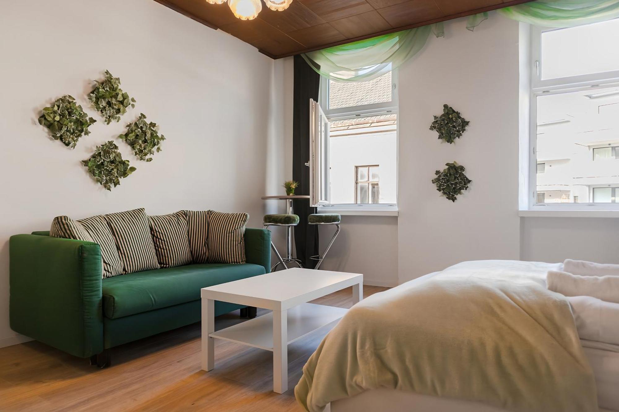 Private In Shared At Location For Longstays Apartment *