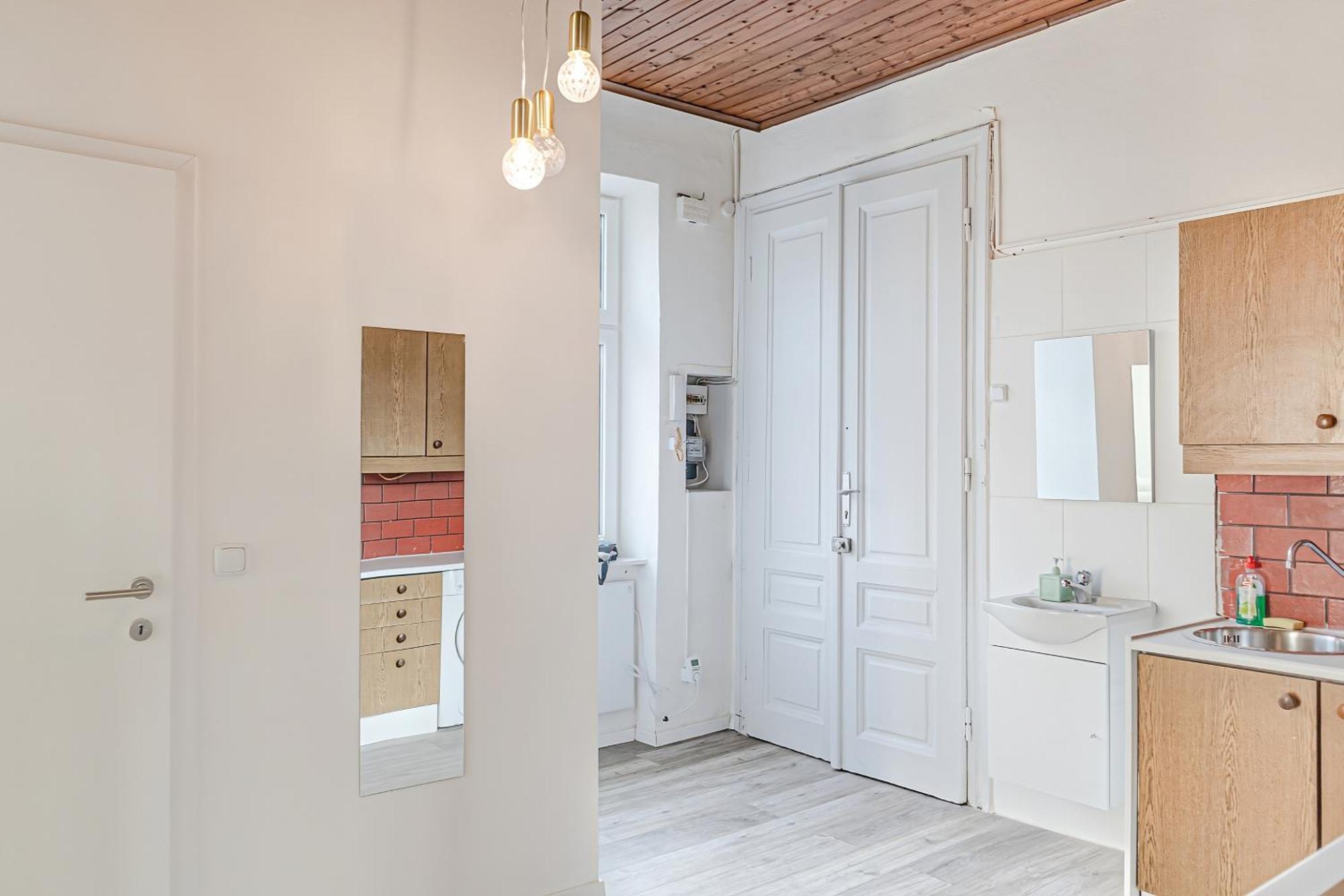 Private In Shared At Location For Longstays Apartment