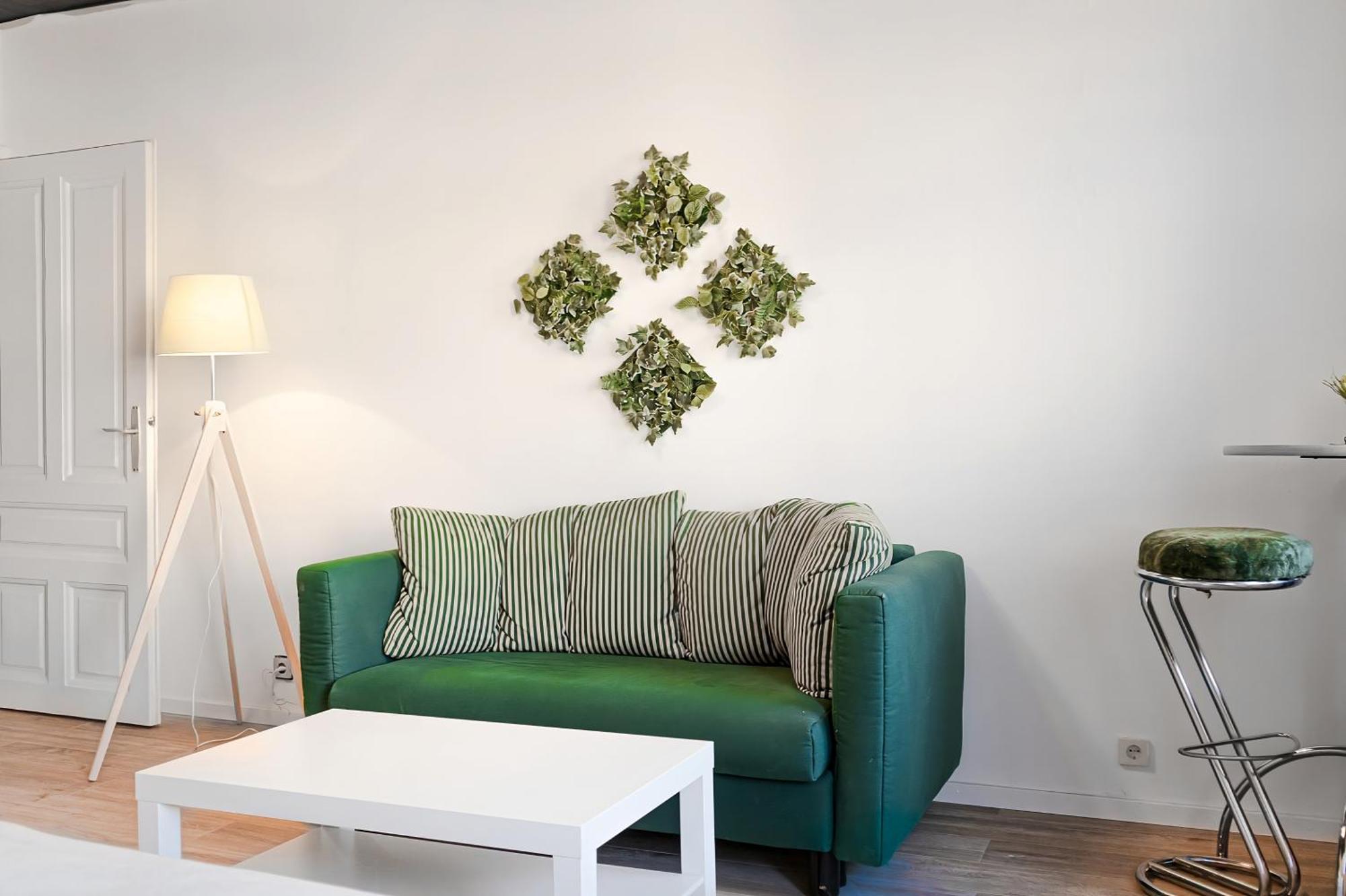 Private In Shared At Location For Longstays Wien