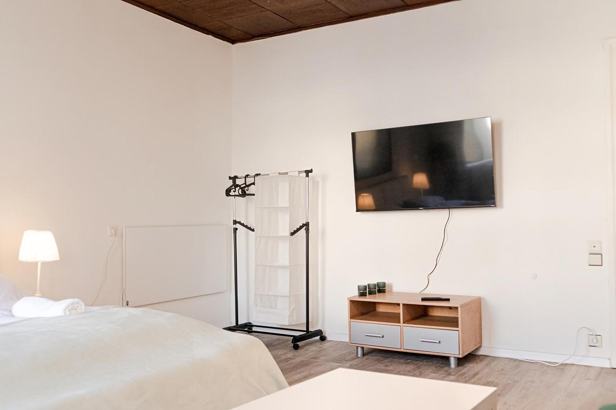 Private In Shared At Location For Longstays * Wien