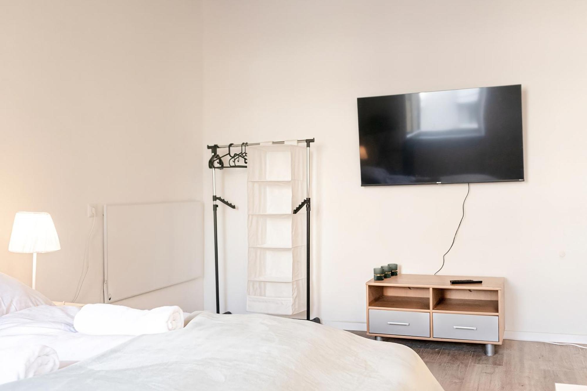 Apartment Private In Shared At Location For Longstays Wien